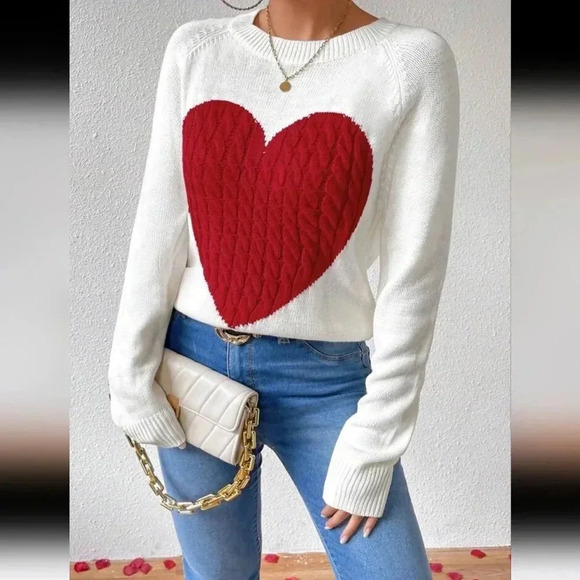 Women's Heart Patterned Sweater Pullover - Picture 1 of 7